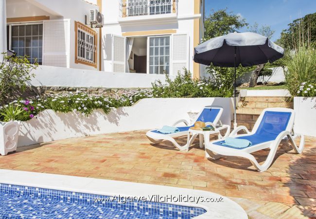 Villa in Guia - Buganvilia Villa in Guia - Buganvilia