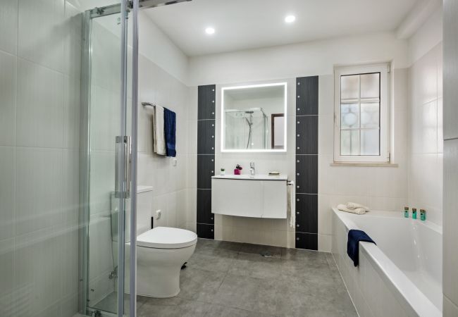 Villa in Guia - Buganvilia Villa in Guia - Buganvilia