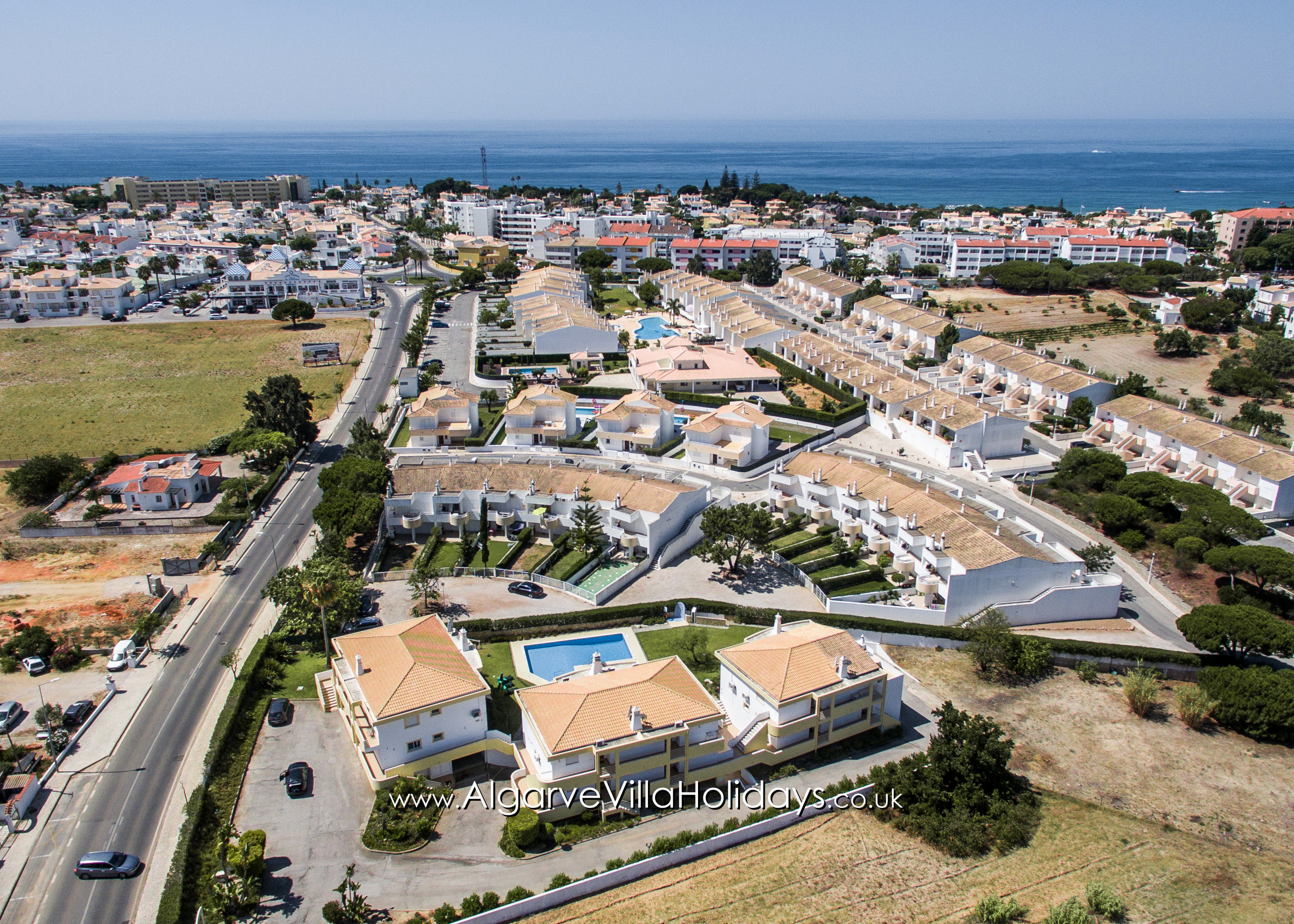 Beautiful apartment near Galé beach and restaurants