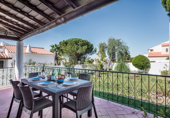 Villa in Vale Rebelho - Iris Villa in Vale Rebelho - Iris