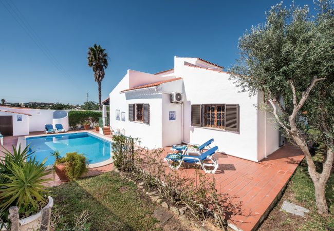 Villa in Vale Rebelho - Iris Villa in Vale Rebelho - Iris