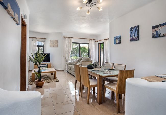 Villa in Sesmarias - Campos Villa in Sesmarias - Campos