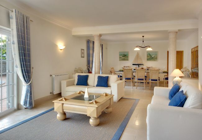 Villa in Albufeira - Lisianto Villa in Albufeira - Lisianto