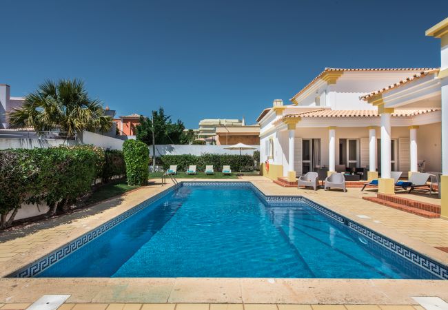 Villa in Albufeira - Branca Villa in Albufeira - Branca