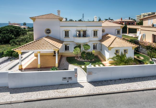 Villa in Albufeira - Branca Villa in Albufeira - Branca