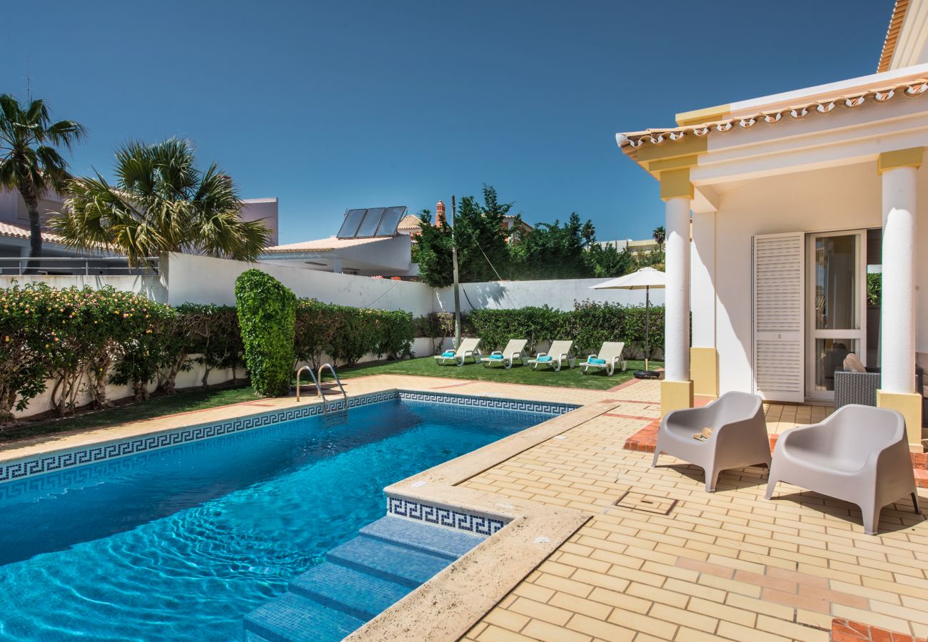 Villa in Albufeira - Candeias