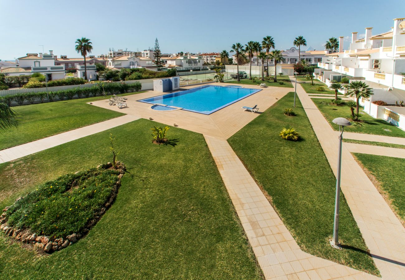 Apartment N O Monte Apartments in Galé