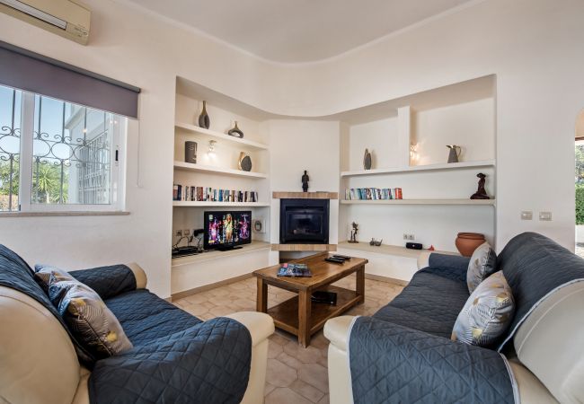 Villa in Guia - Casa Celina Villa in Guia - Casa Celina