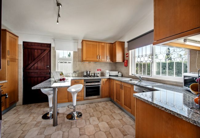 Villa in Guia - Casa Celina Villa in Guia - Casa Celina