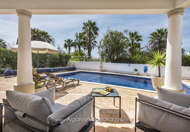 Villa in Guia - Casa Celina Villa in Guia - Casa Celina