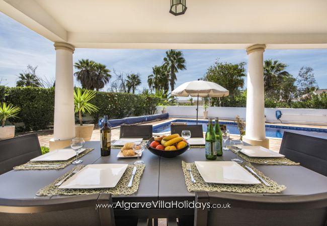 Villa in Guia - Casa Celina Villa in Guia - Casa Celina