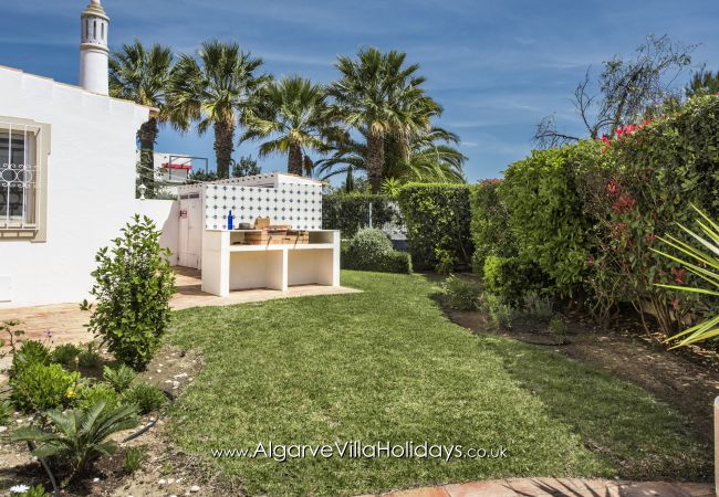 Villa in Guia - Casa Celina Villa in Guia - Casa Celina