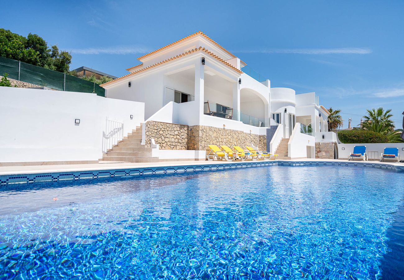 Villa in Albufeira - Villa Toriba