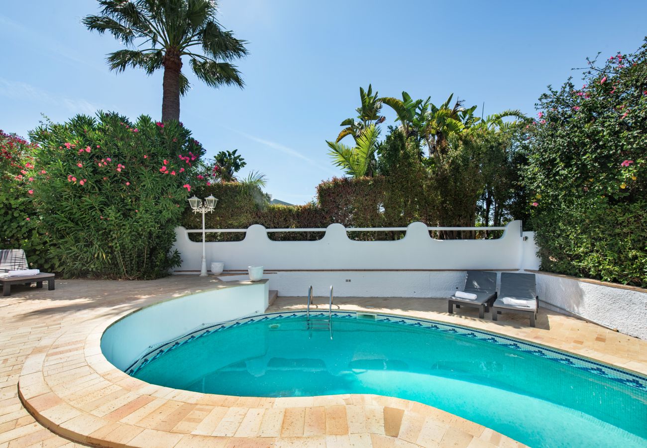Villa in Albufeira - The Beach House