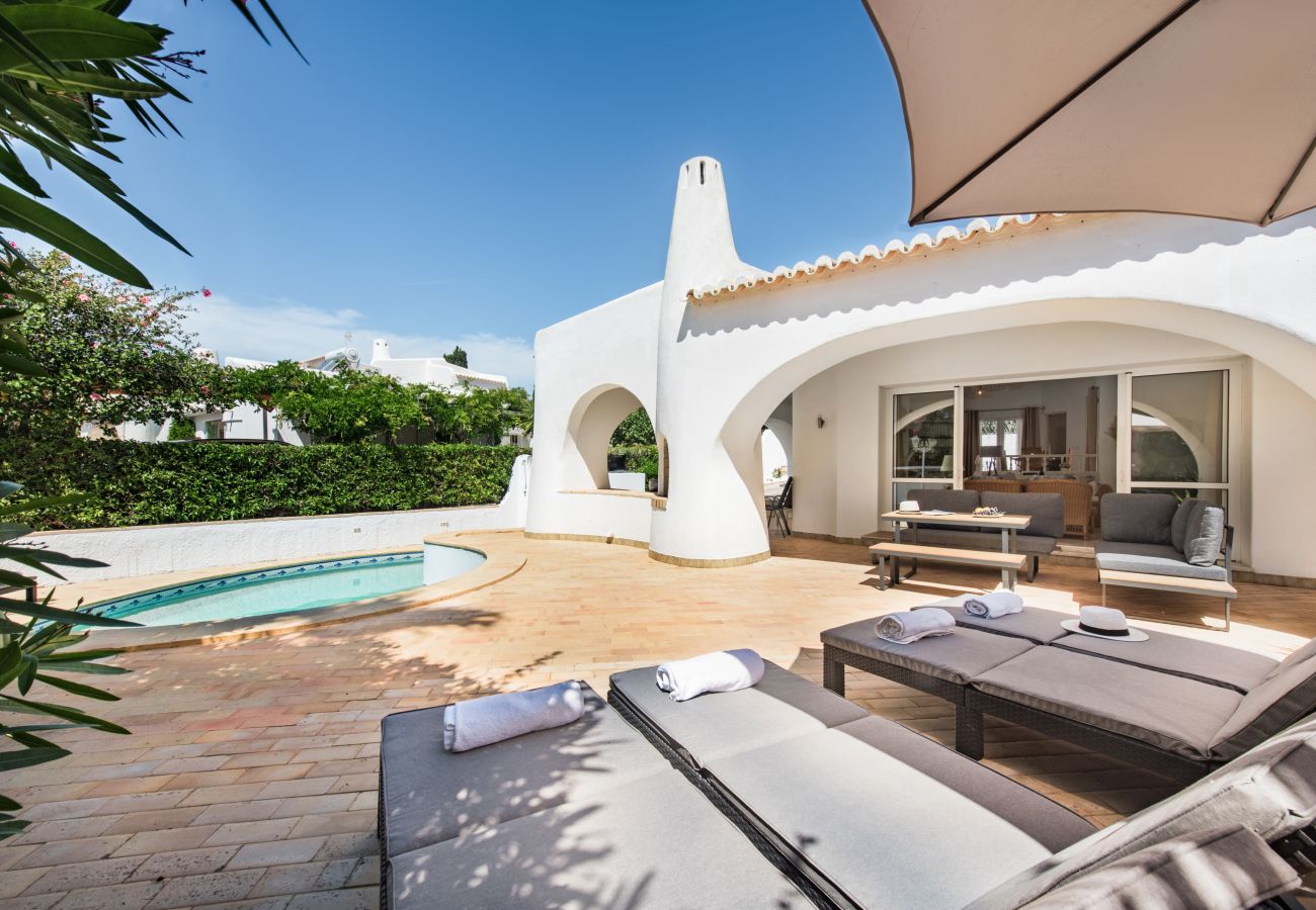 Villa in Albufeira - The Beach House