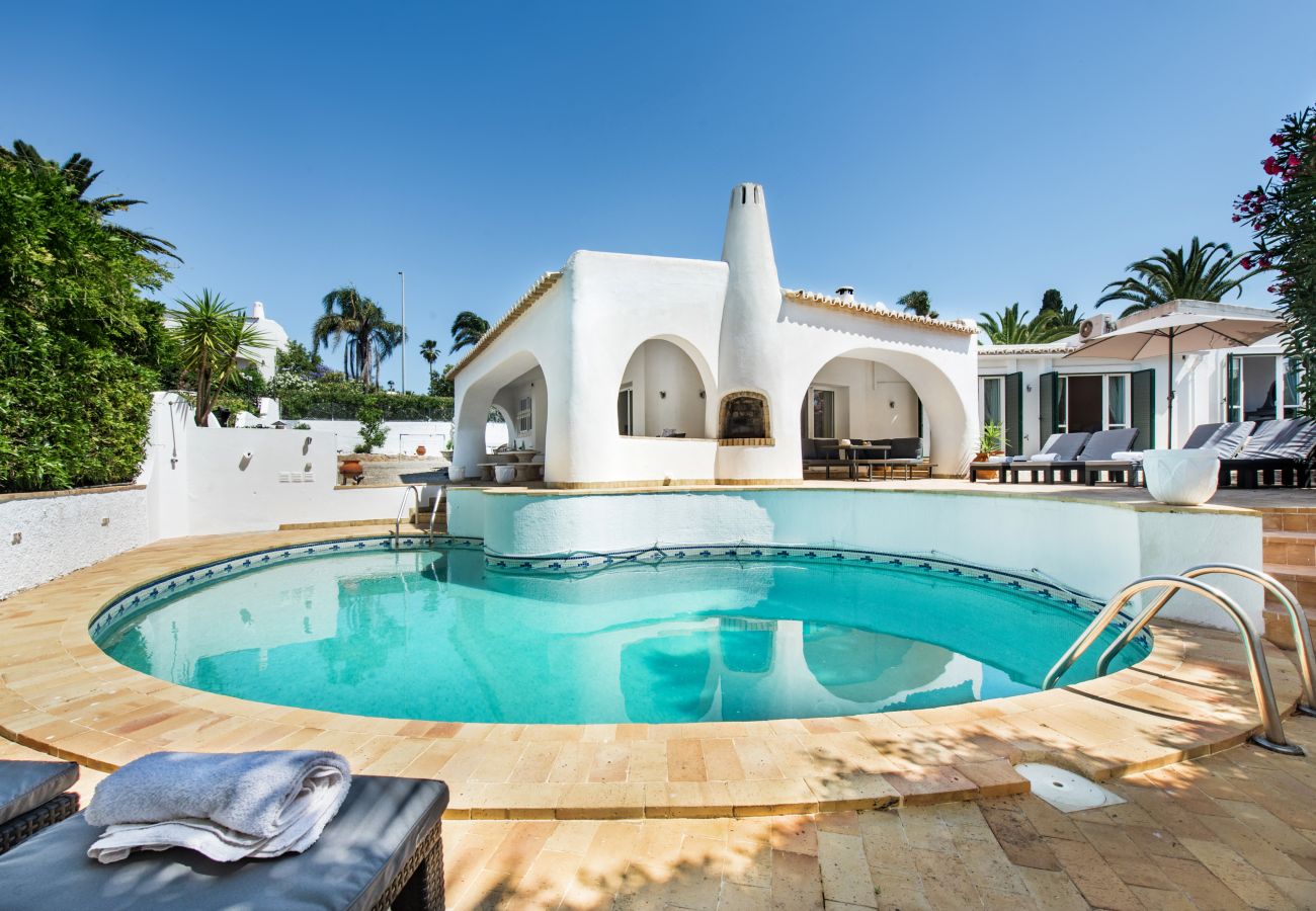 Villa in Albufeira - The Beach House